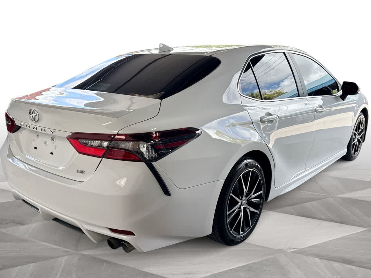 Thumbnail: 2024 Toyota Camry - 8