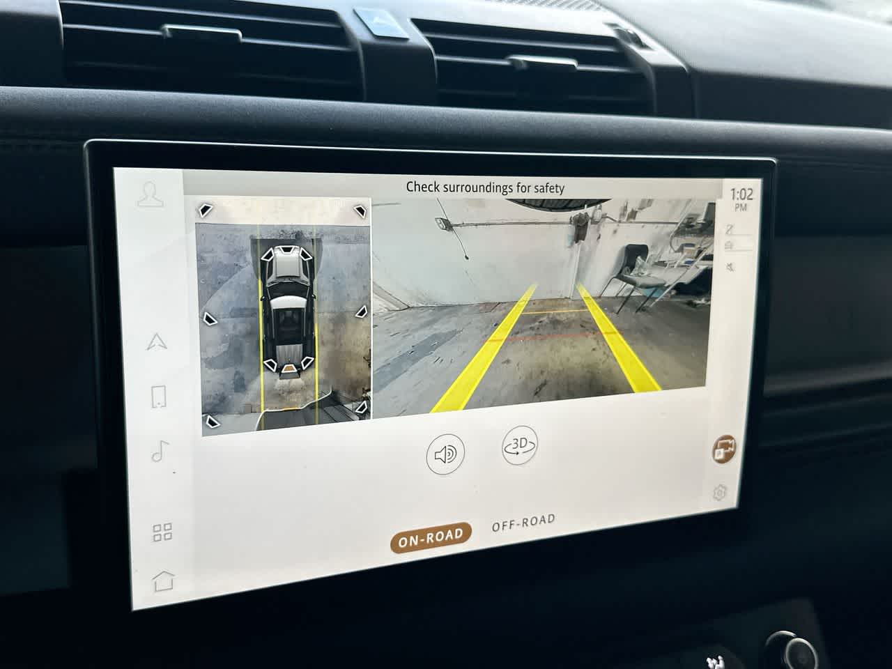 Thumbnail: 2025 Land Rover Defender - 19