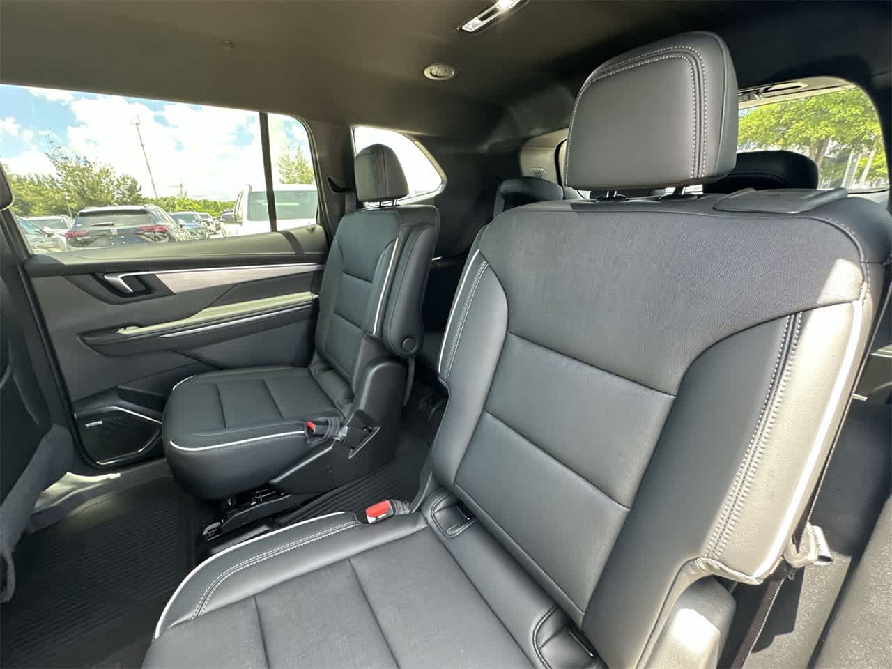 Thumbnail: 2026 Buick Enclave - 22