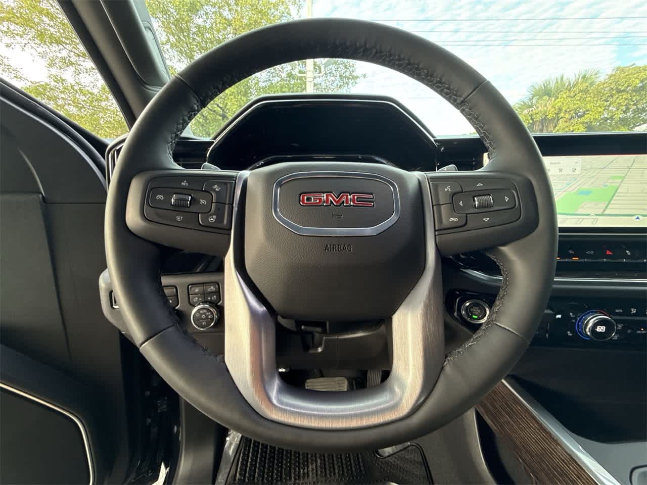 Thumbnail: 2025 GMC Sierra 1500 - 15