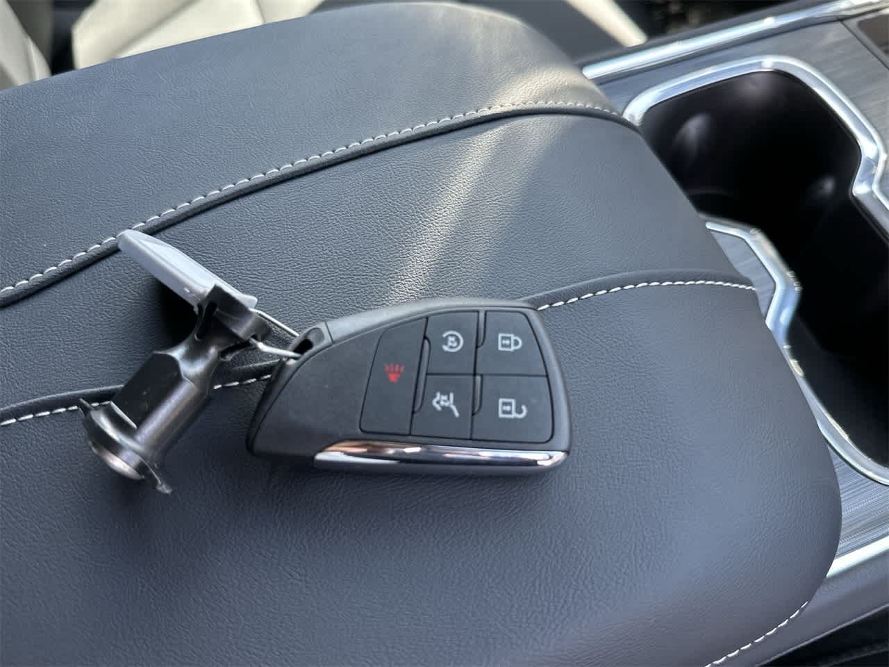 Thumbnail: 2026 GMC Acadia - 28