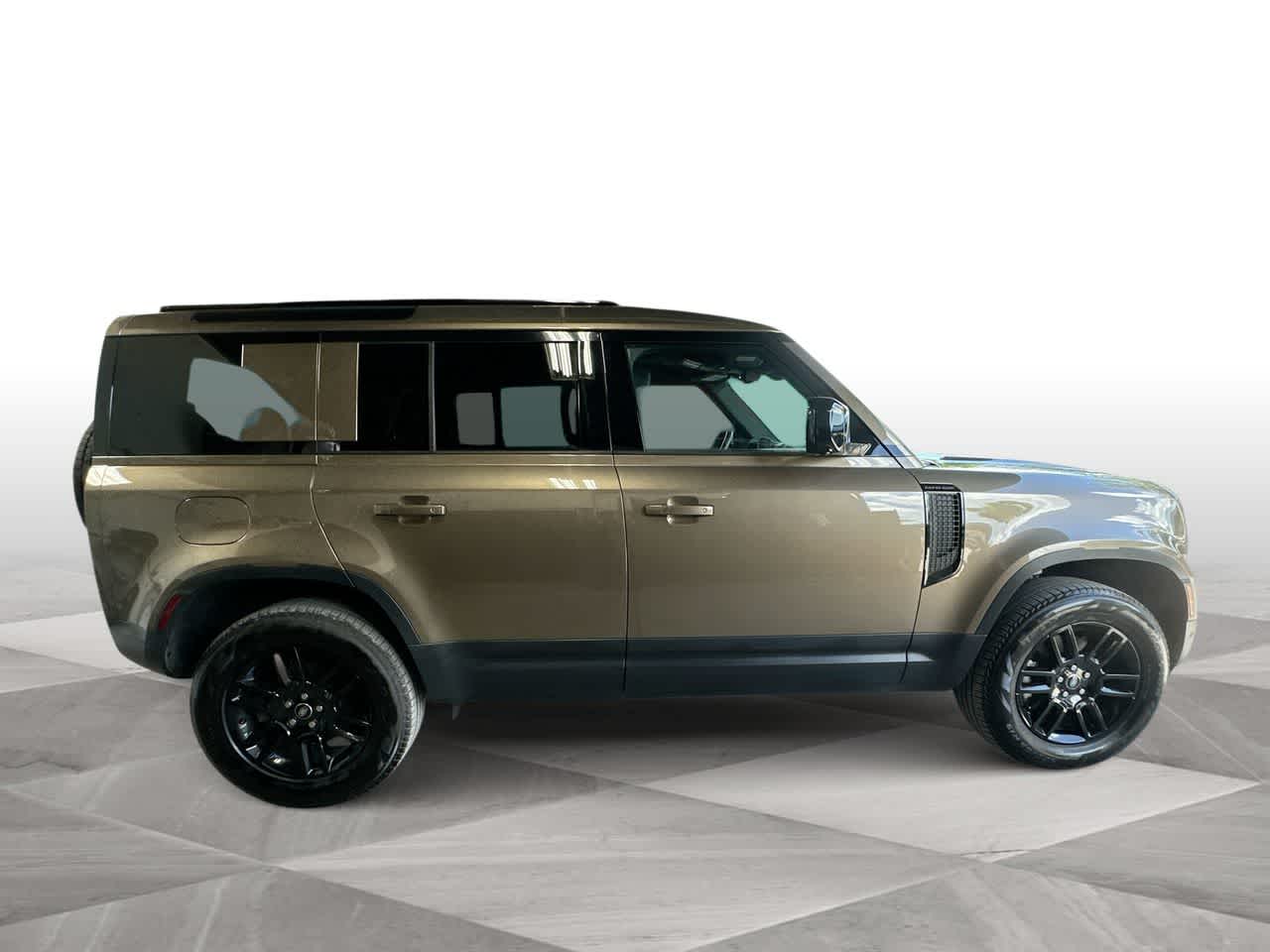 Thumbnail: 2025 Land Rover Defender - 9