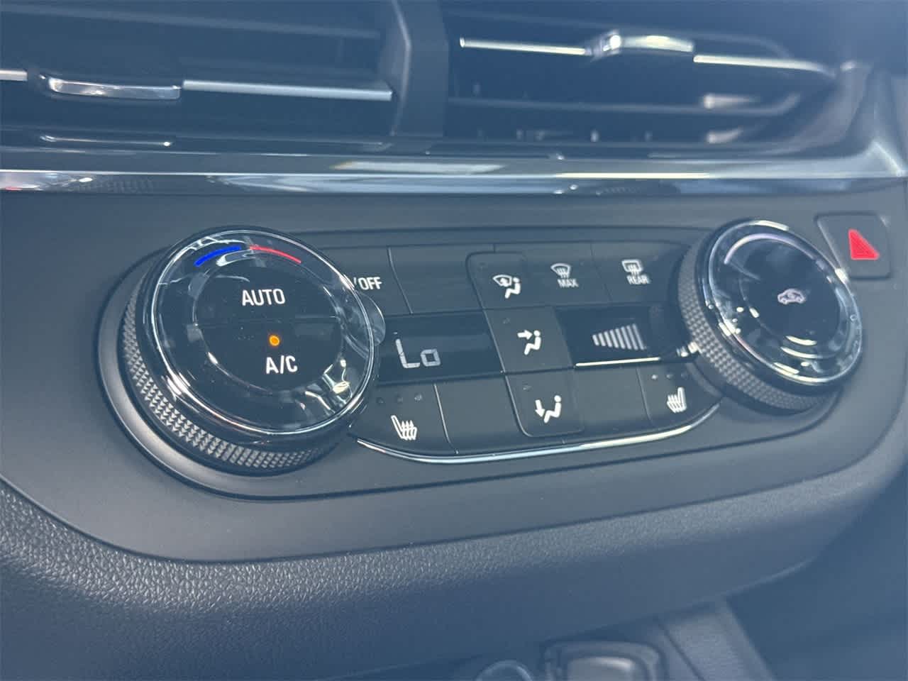 Thumbnail: 2026 Buick Envista - 20