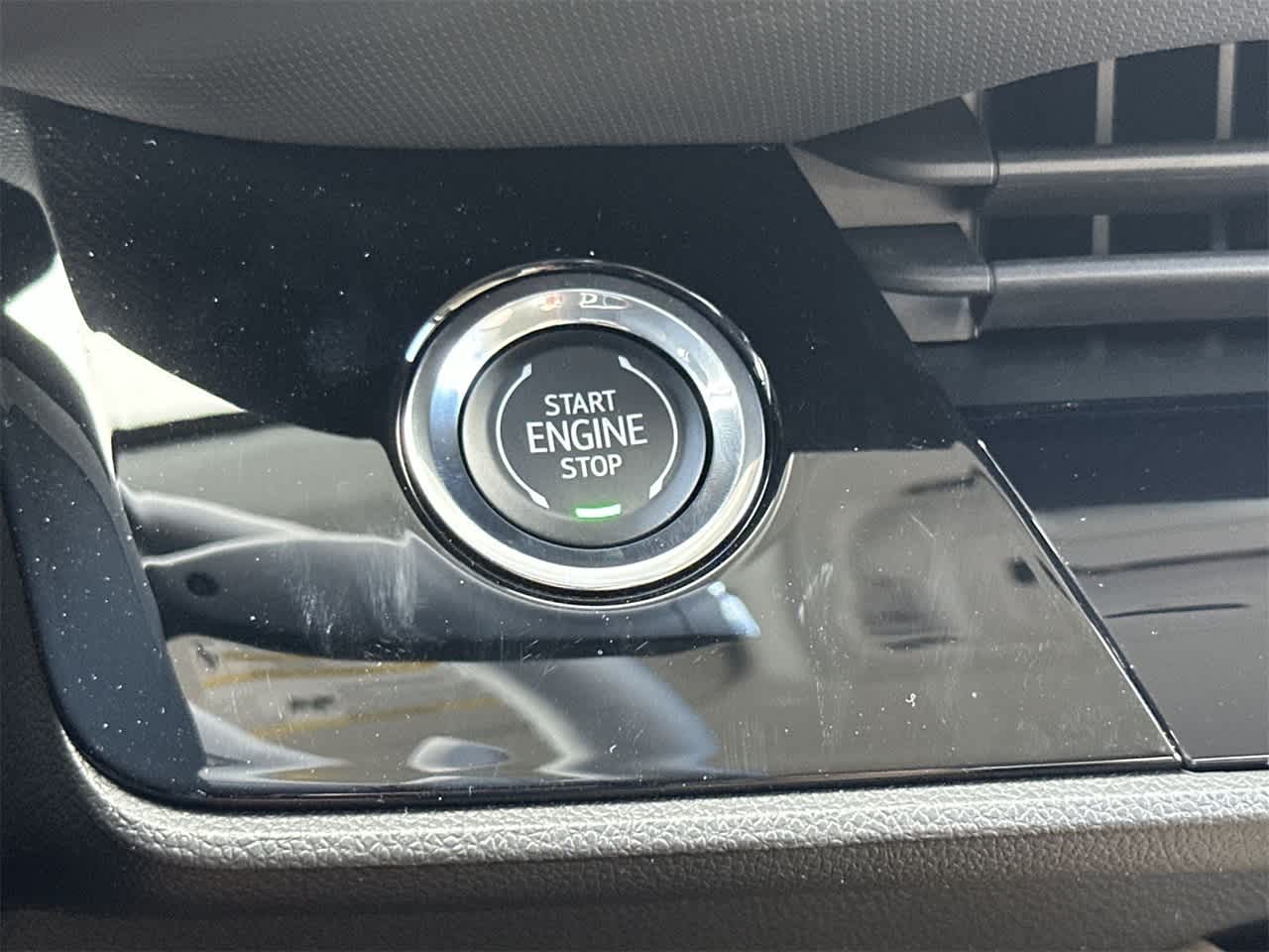 Thumbnail: 2025 Buick Envision - 17