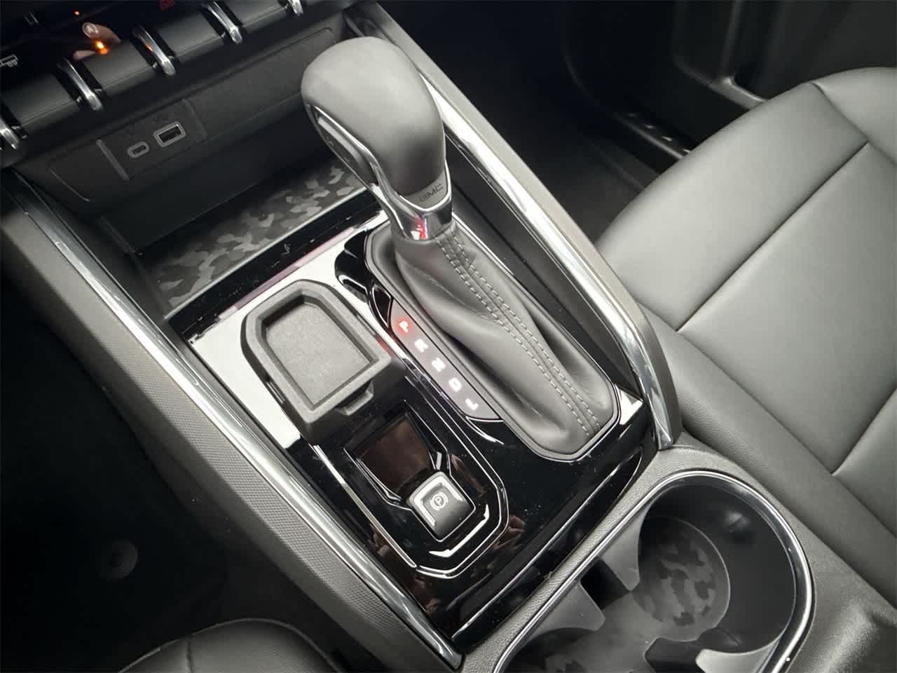 Thumbnail: 2026 GMC Canyon - 21