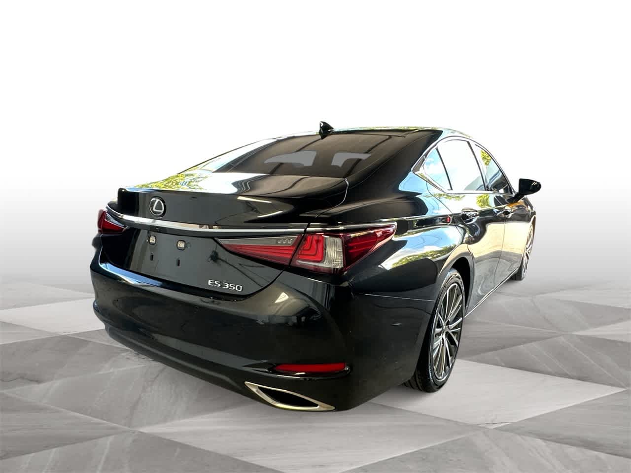 Thumbnail: 2022 Lexus ES - 8