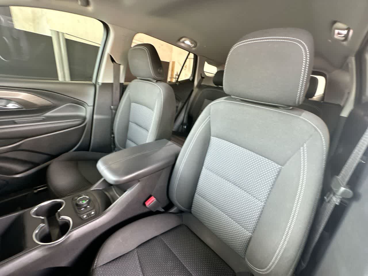 Thumbnail: 2023 GMC Terrain - 14