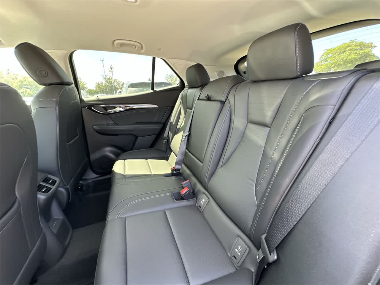 Thumbnail: 2025 Buick Envision - 22