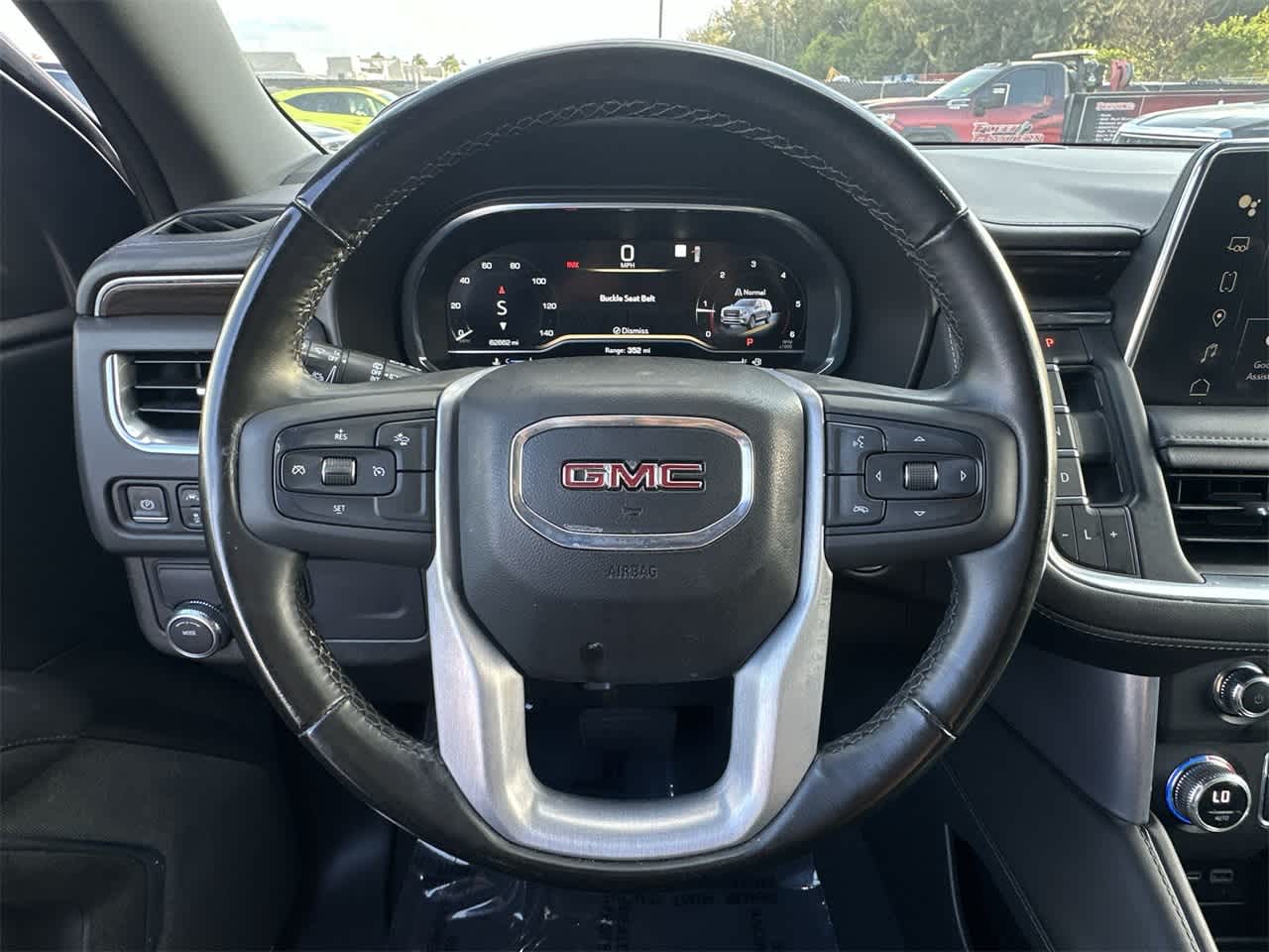 Thumbnail: 2023 GMC Yukon - 15