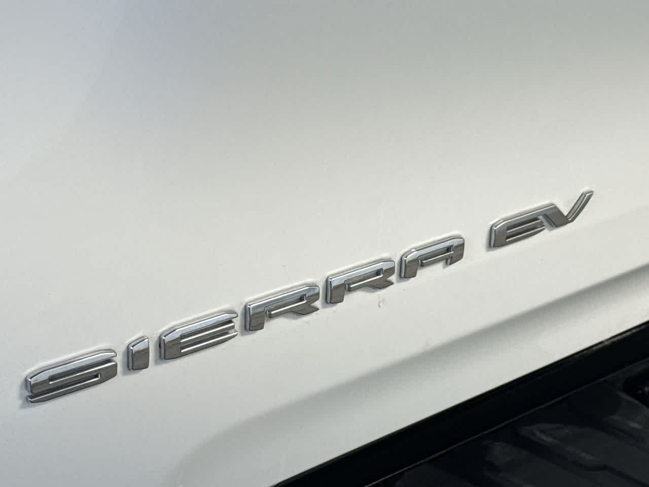 Thumbnail: 2026 GMC Sierra EV - 10