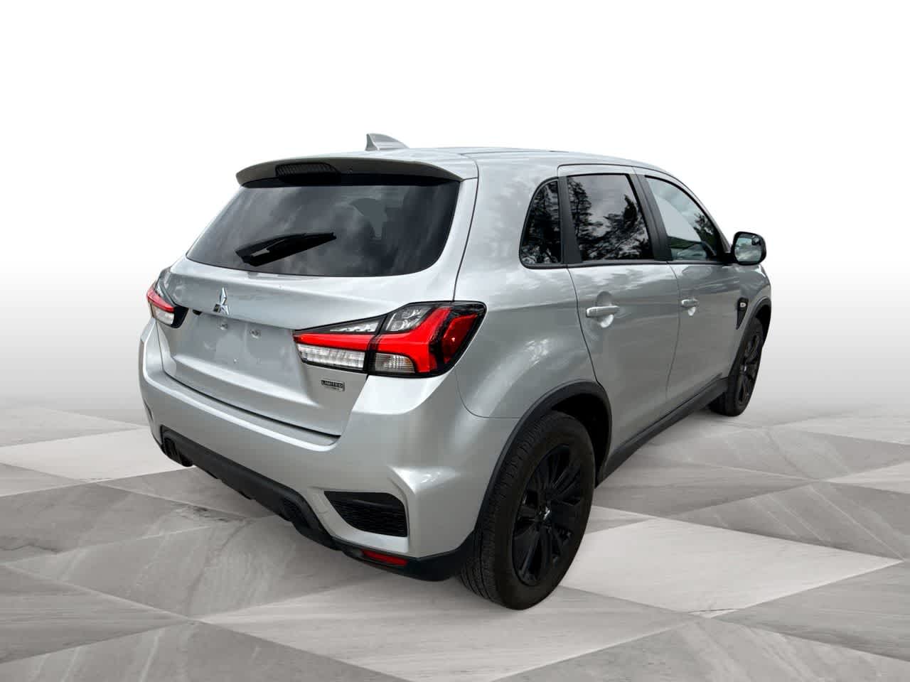 Thumbnail: 2025 Mitsubishi Outlander Sport - 8