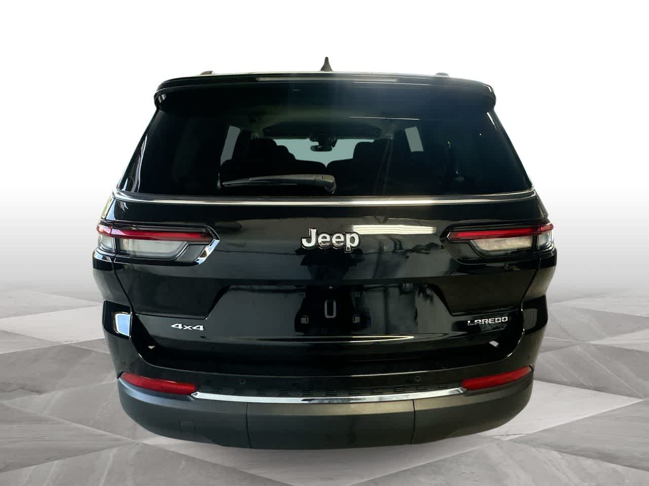 Thumbnail: 2023 Jeep Grand Cherokee - 7