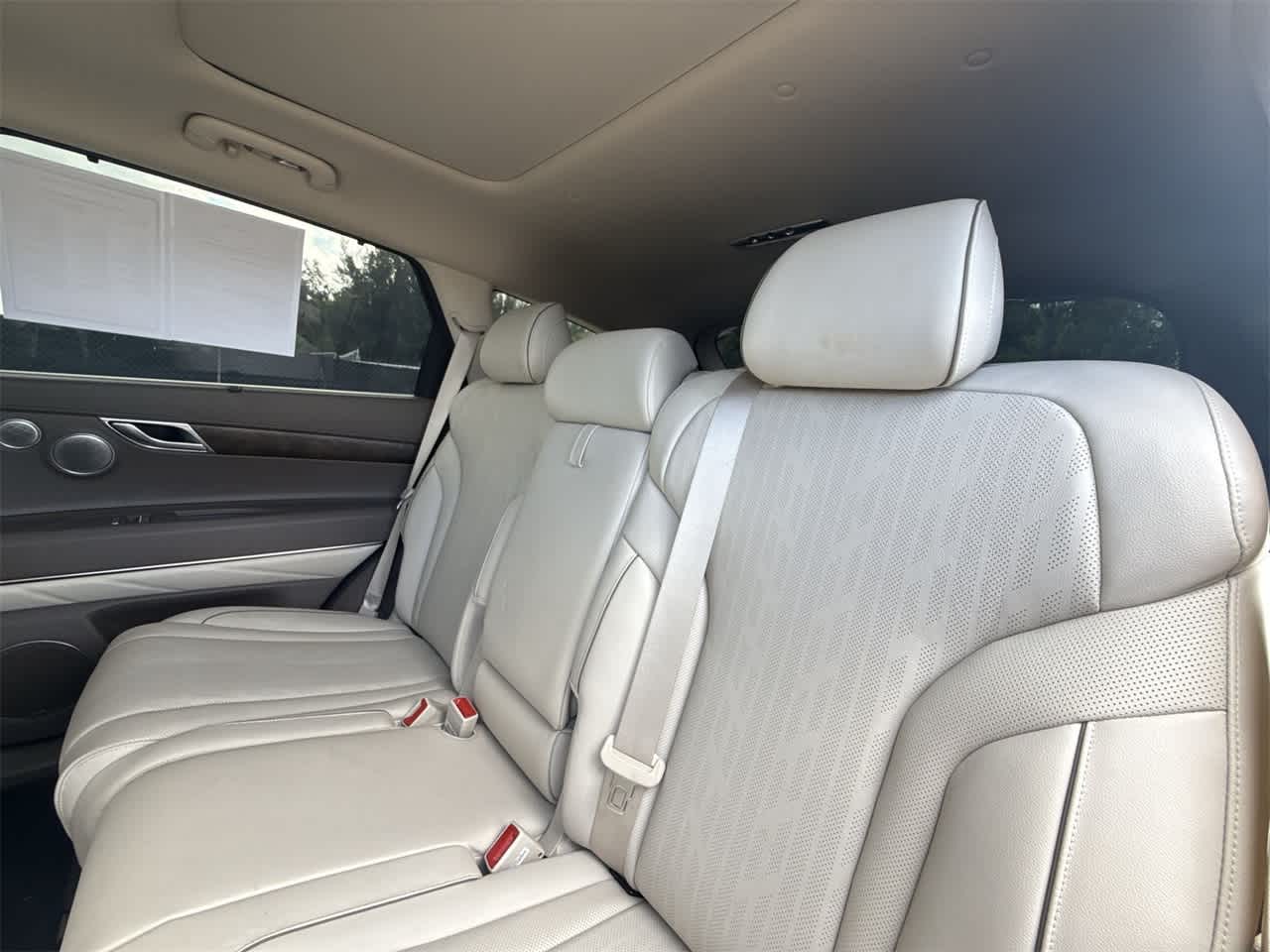 Thumbnail: 2021 Genesis GV80 - 22