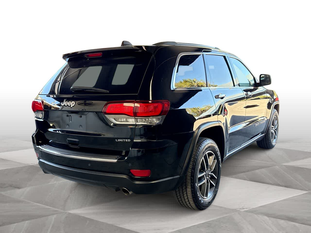 Thumbnail: 2021 Jeep Grand Cherokee - 8