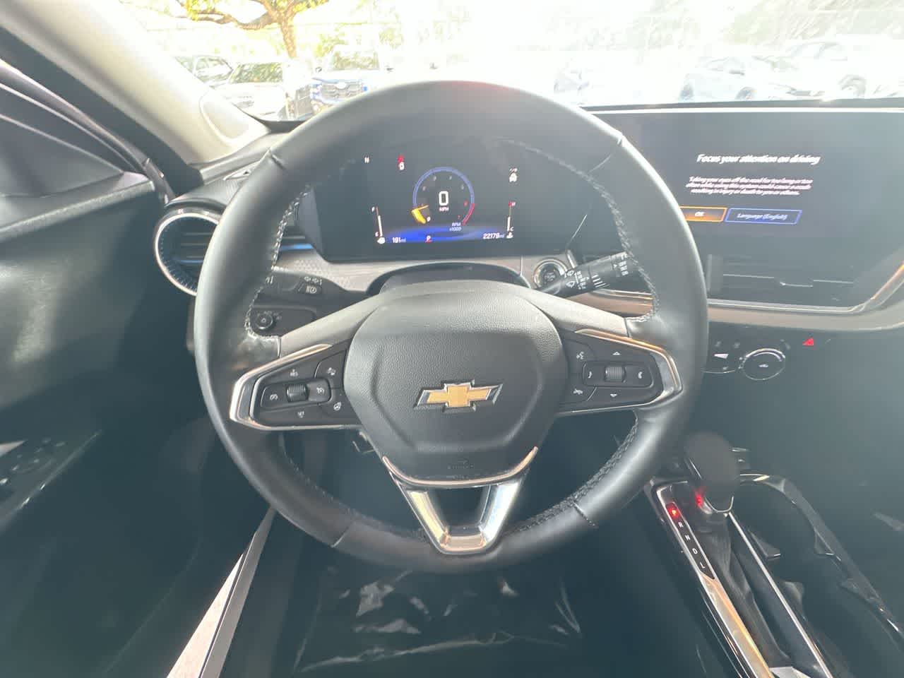 Thumbnail: 2025 Chevrolet Trax - 15