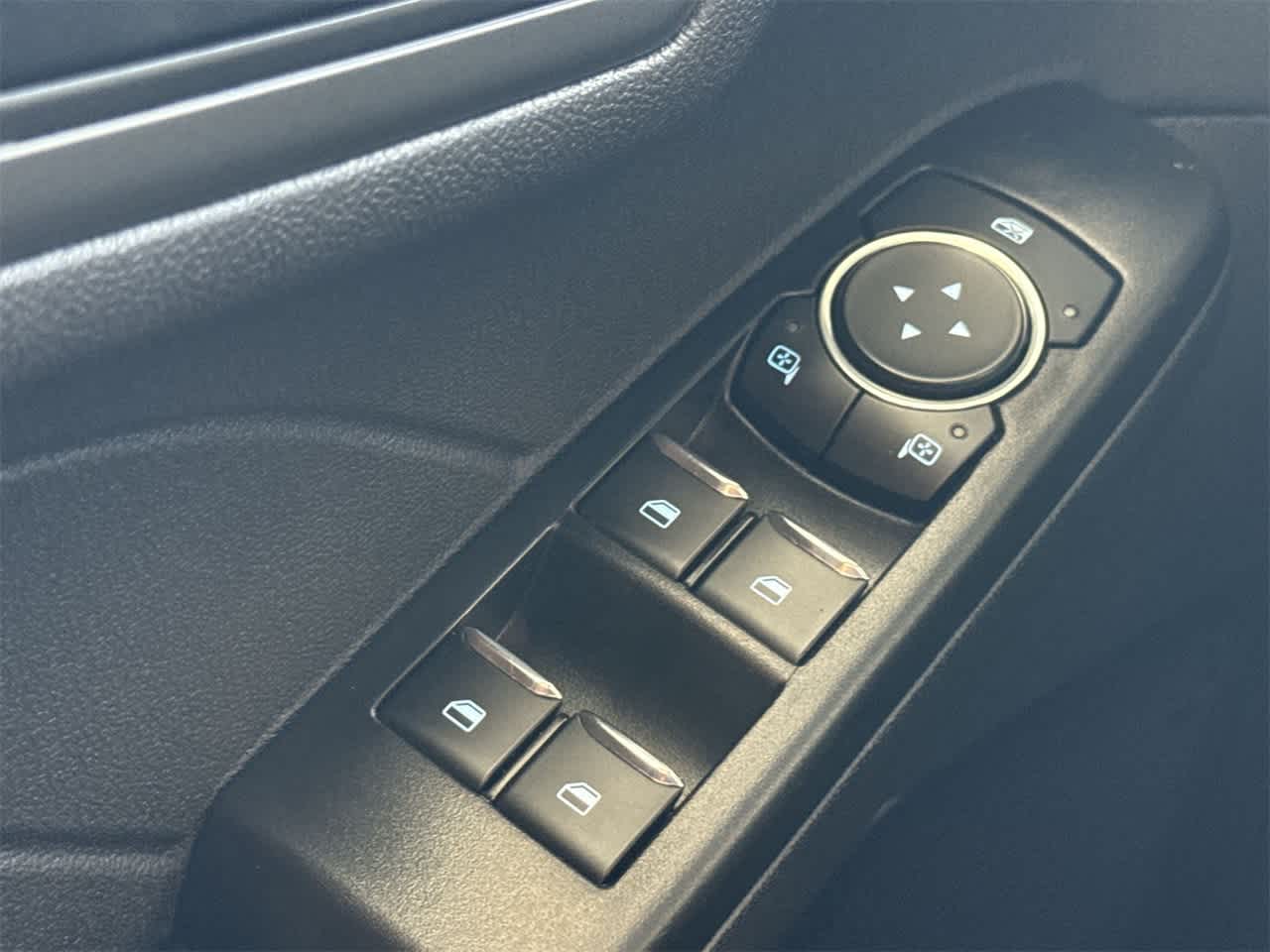 Thumbnail: 2024 Ford Escape - 17