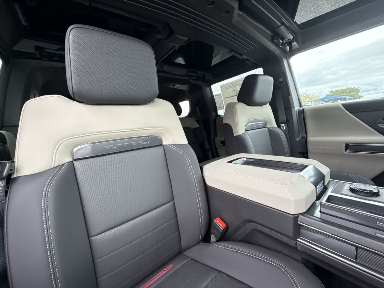 Thumbnail: 2026 GMC Hummer EV - 27