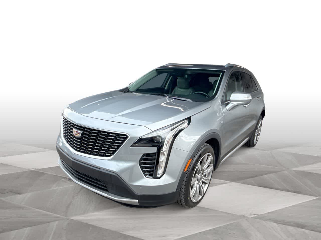 Thumbnail: 2023 Cadillac XT4 - 4
