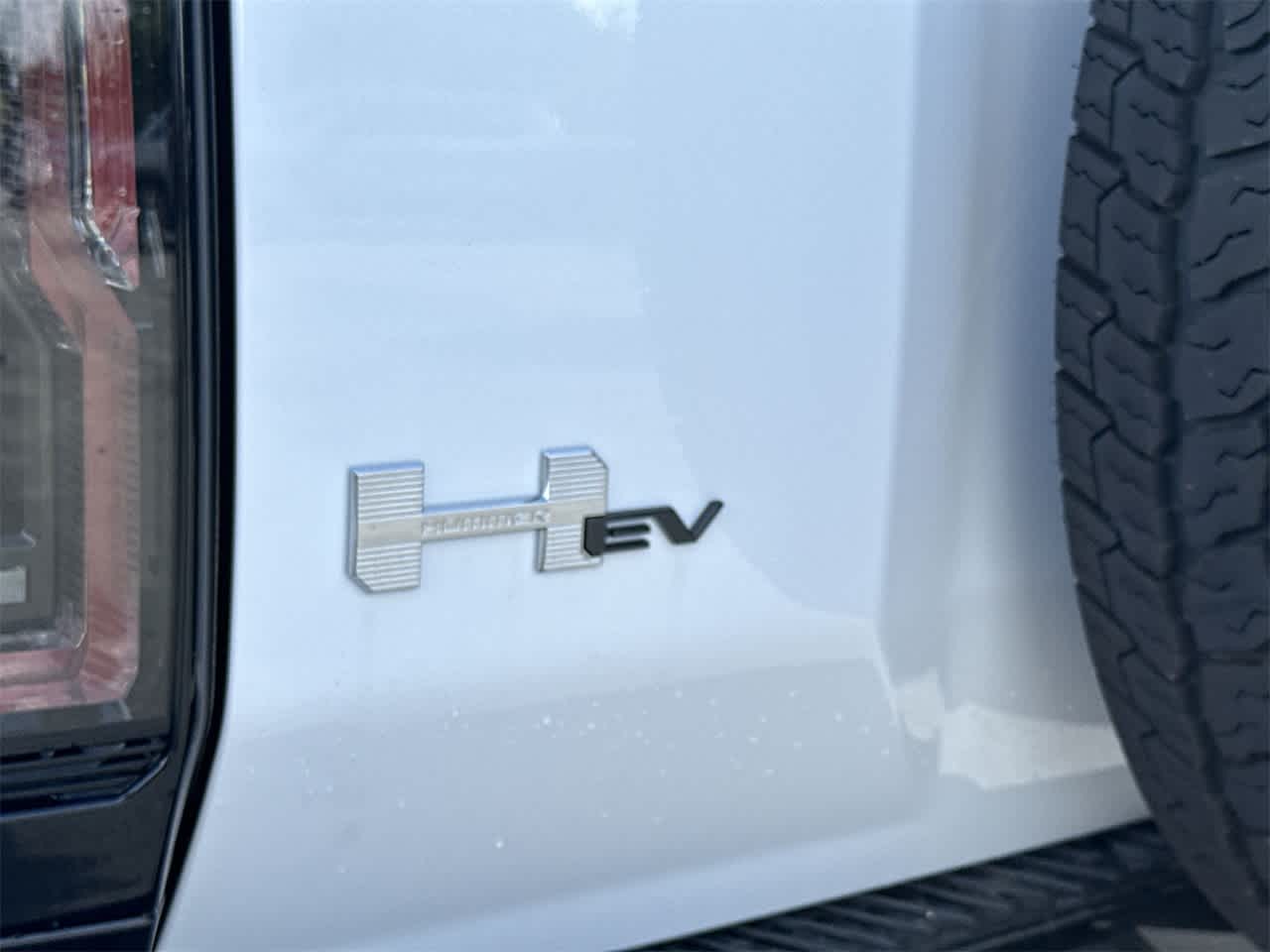 Thumbnail: 2026 GMC Hummer EV - 10