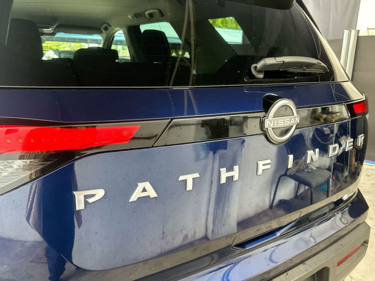 Thumbnail: 2025 Nissan Pathfinder - 10