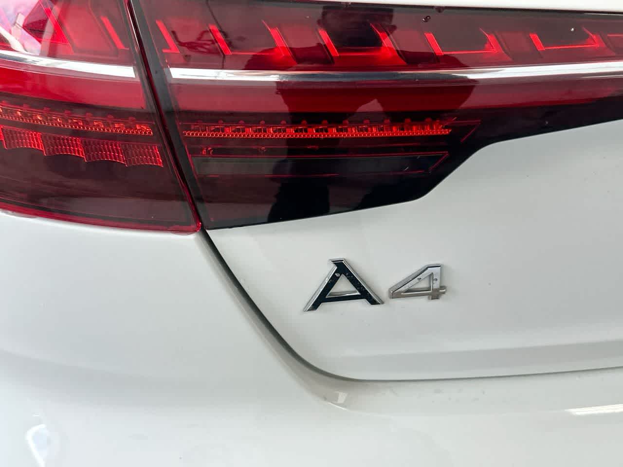 Thumbnail: 2022 Audi A4 - 10