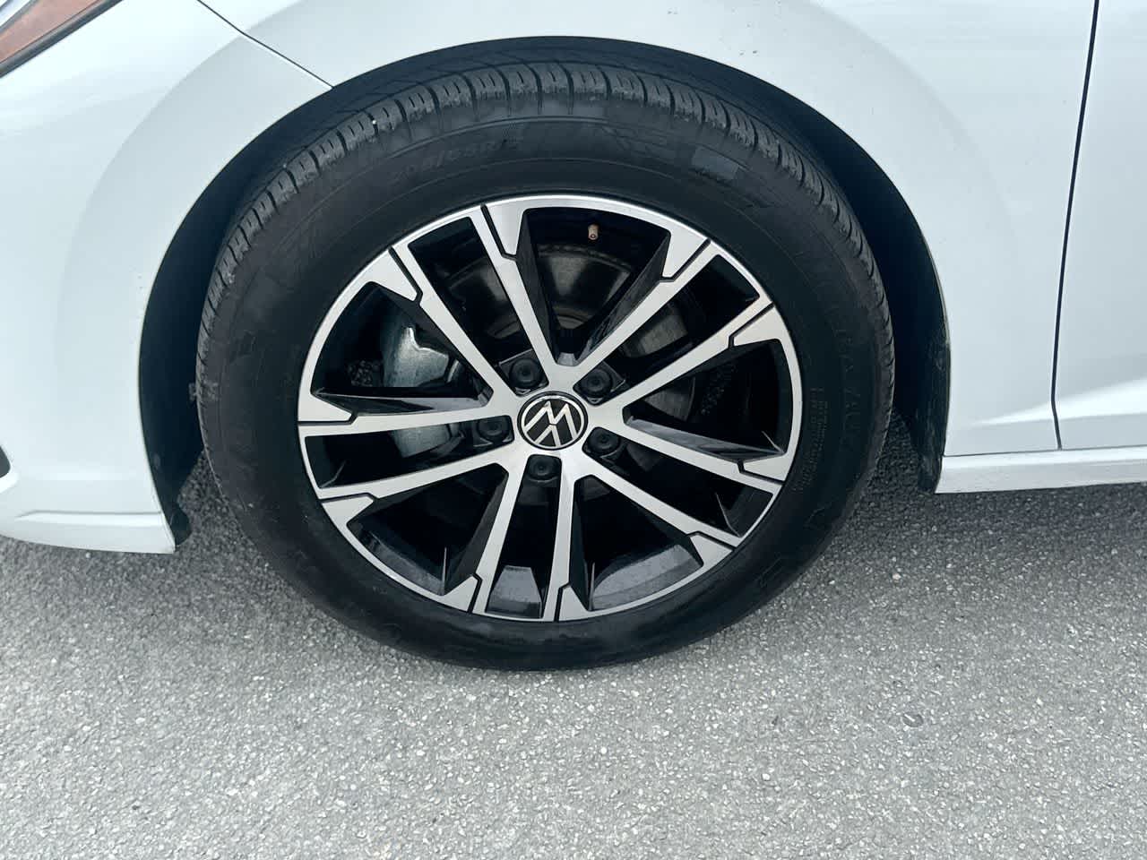 Thumbnail: 2025 Volkswagen Jetta - 11