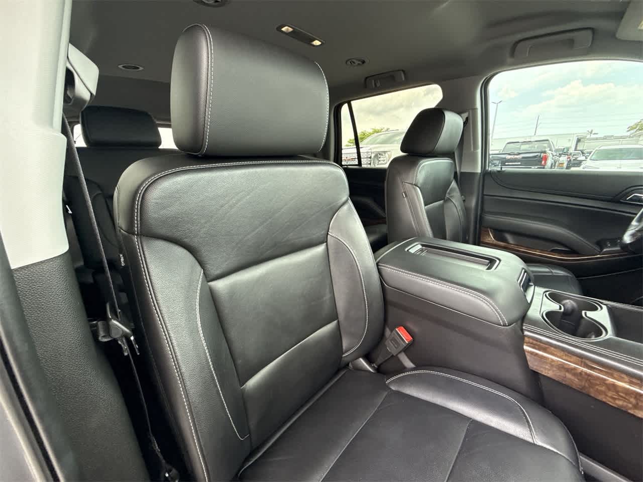 2019 Chevrolet Tahoe LT 27
