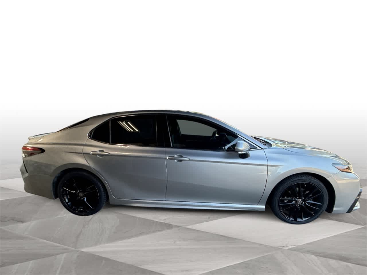 Thumbnail: 2023 Toyota Camry - 9