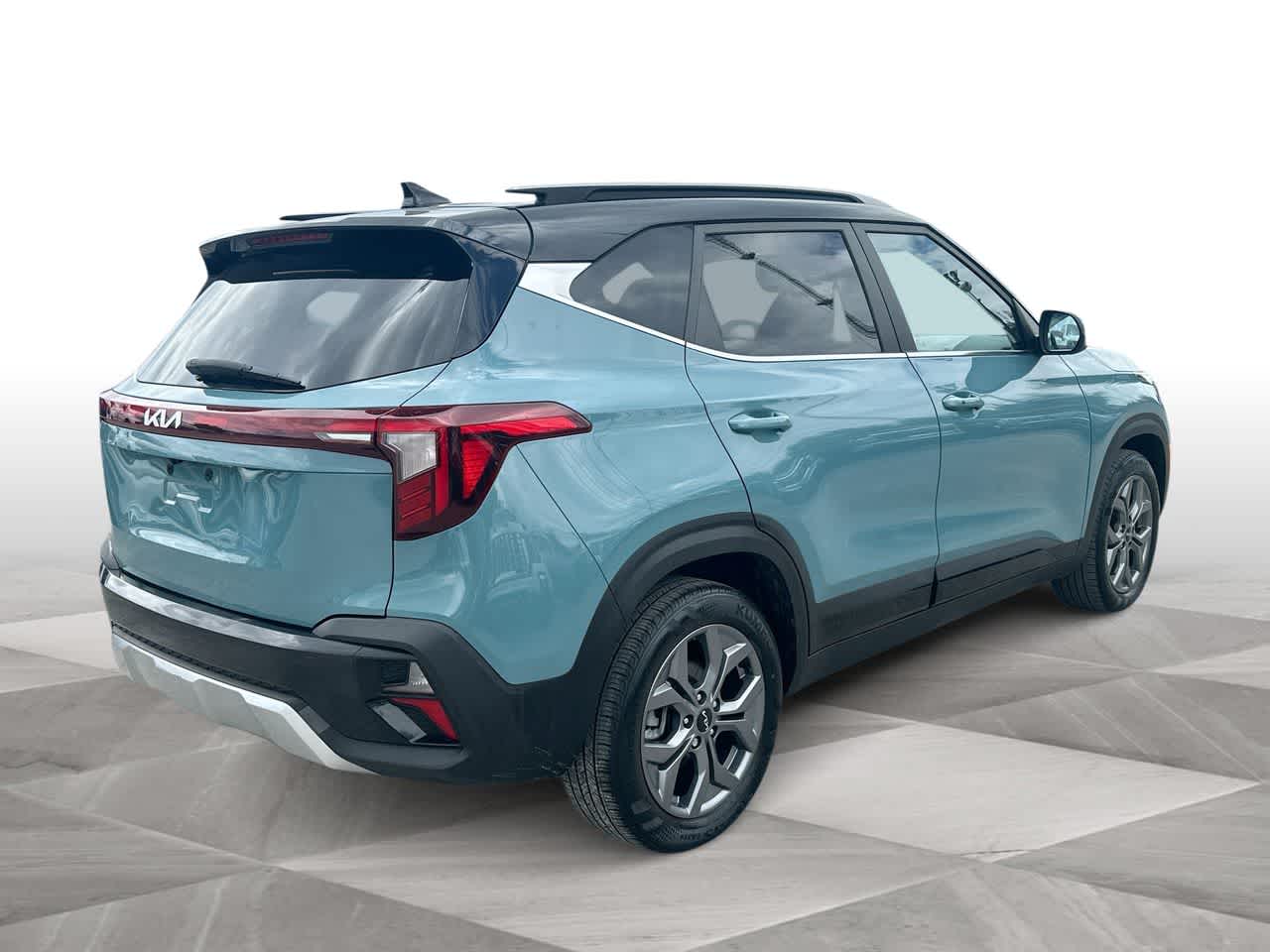 Thumbnail: 2024 Kia Seltos - 8