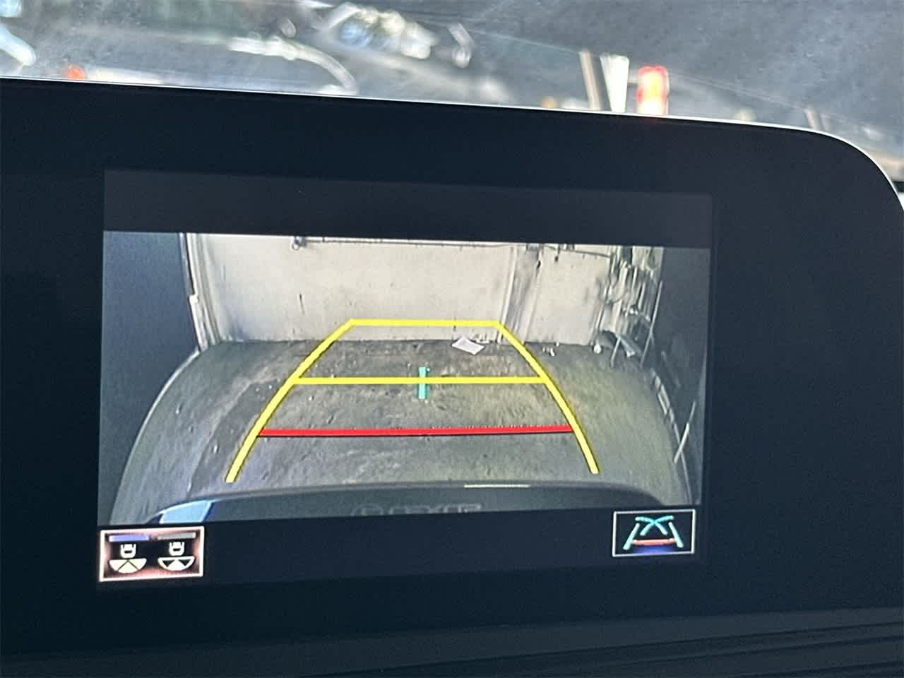 Thumbnail: 2022 Lexus ES - 19