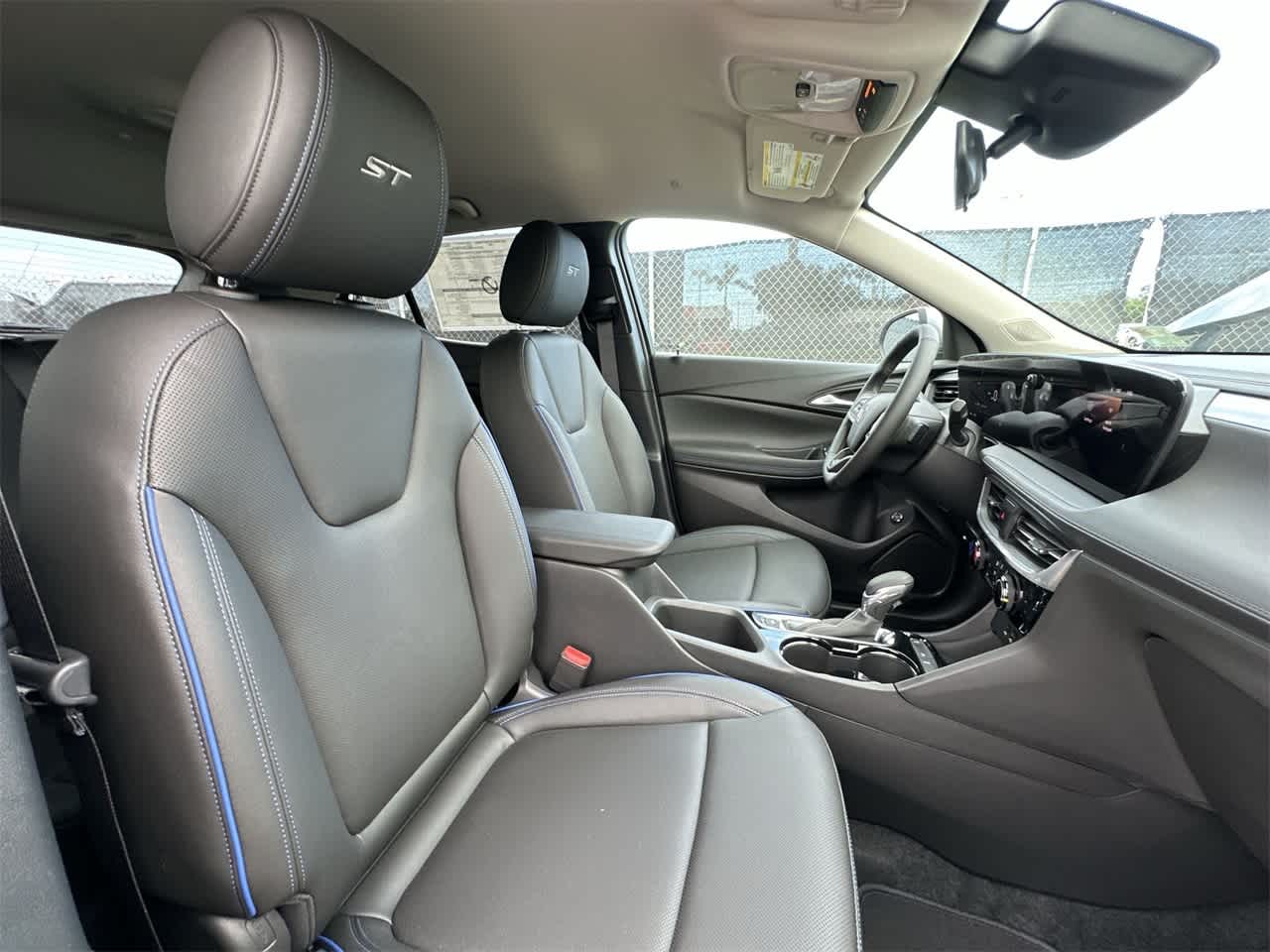 Thumbnail: 2026 Buick Encore GX - 27