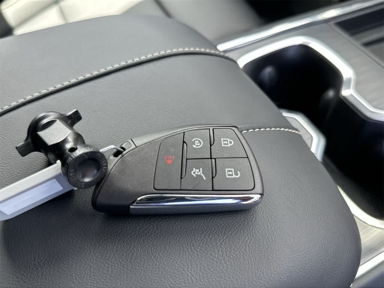 Thumbnail: 2026 GMC Acadia - 28