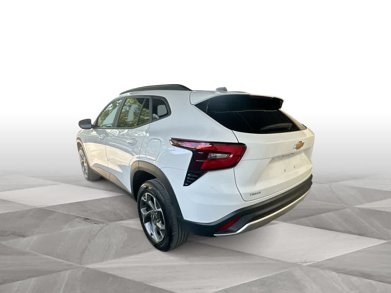 Thumbnail: 2025 Chevrolet Trax - 6
