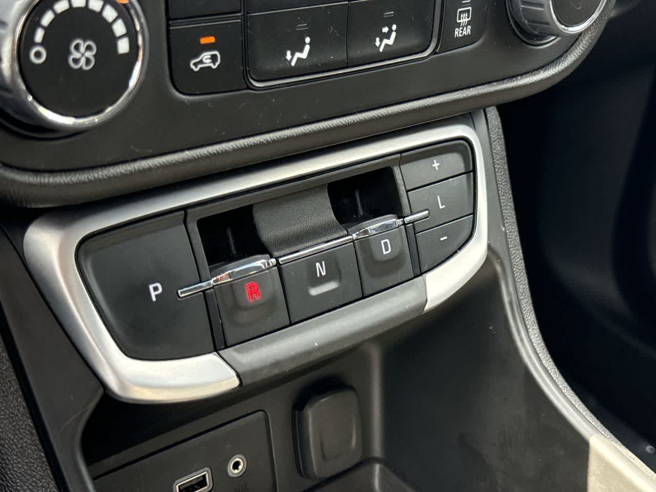 Thumbnail: 2024 GMC Terrain - 21