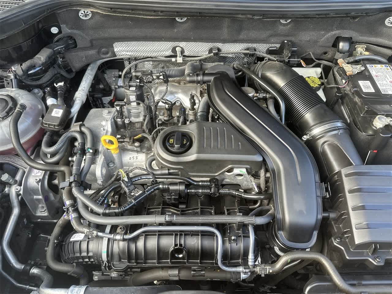 Thumbnail: 2022 Volkswagen Taos - 12