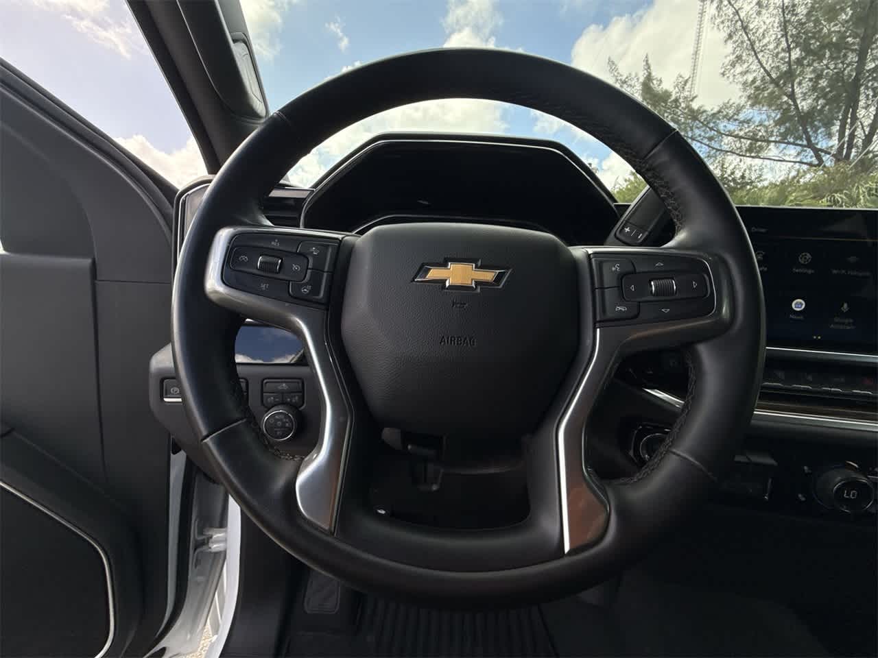 Thumbnail: 2025 Chevrolet Silverado 2500 - 15