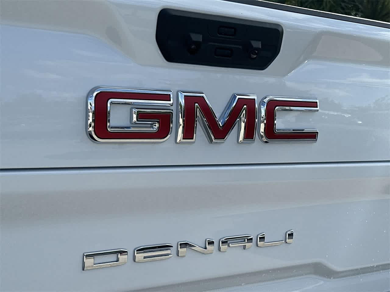 Thumbnail: 2026 GMC Sierra 2500 - 10