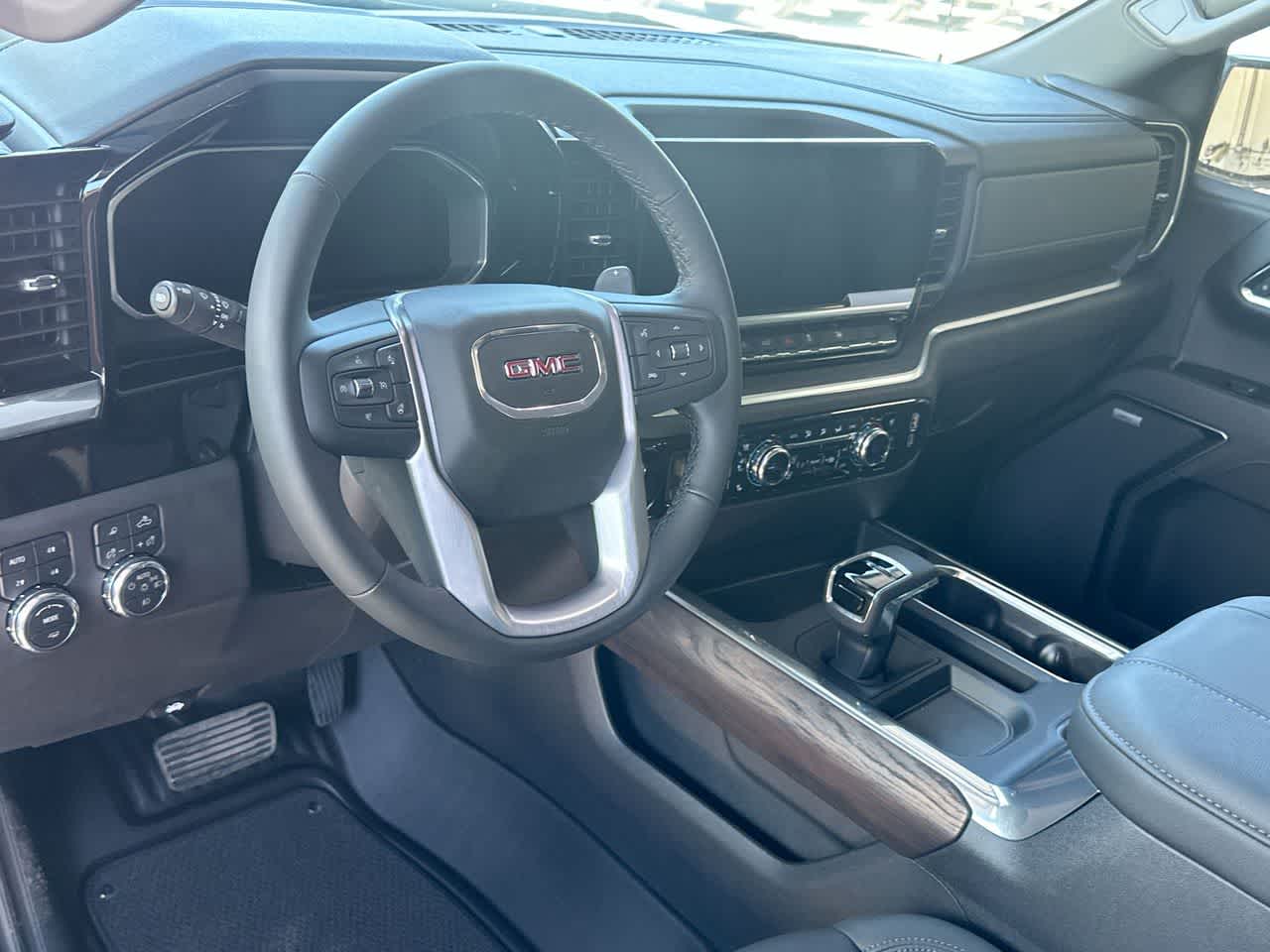 Thumbnail: 2026 GMC Sierra 1500 - 13