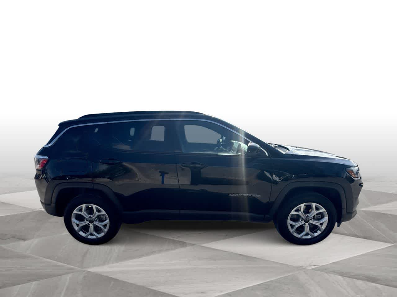 Thumbnail: 2025 Jeep Compass - 9