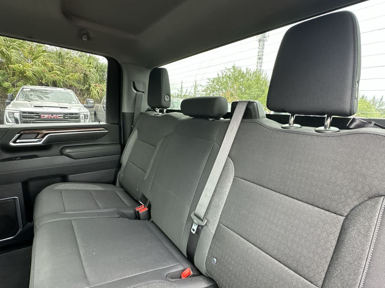 Thumbnail: 2025 Chevrolet Silverado 2500 - 22