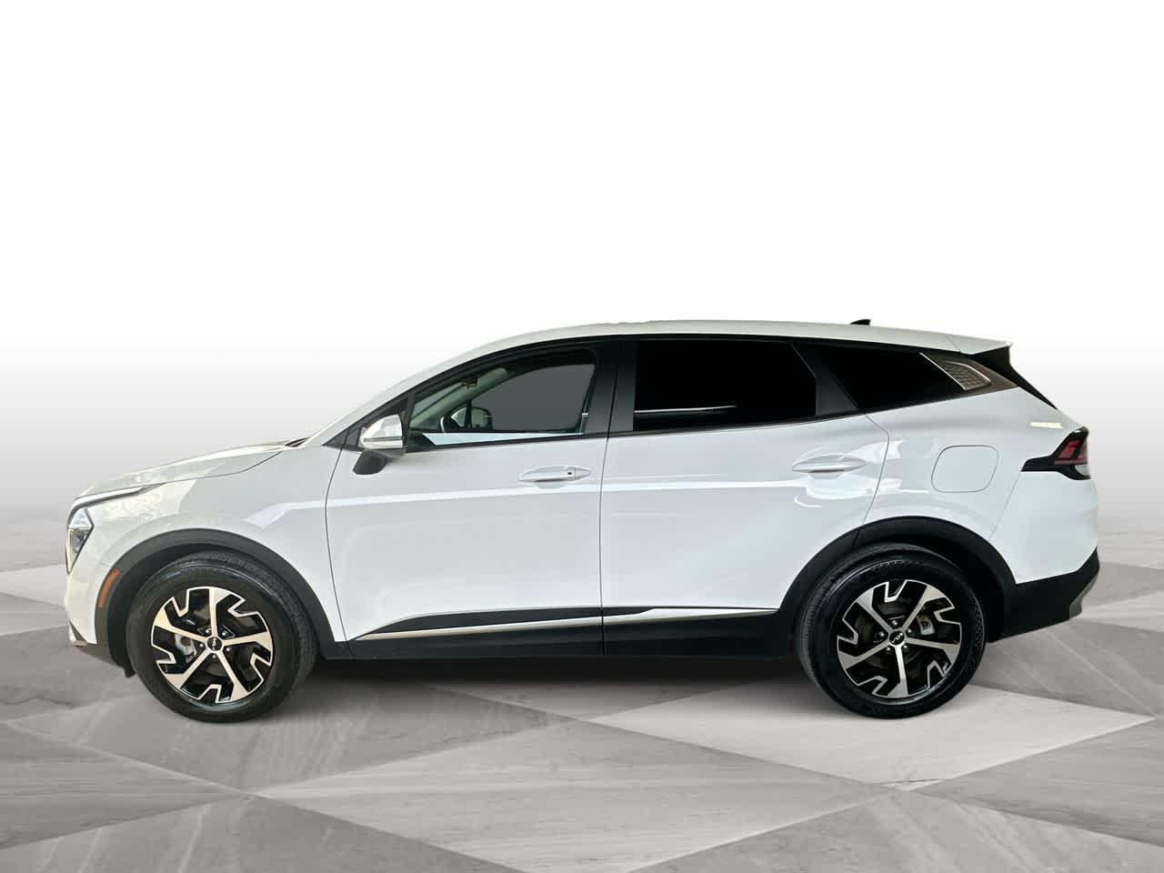 Thumbnail: 2023 Kia Sportage - 5