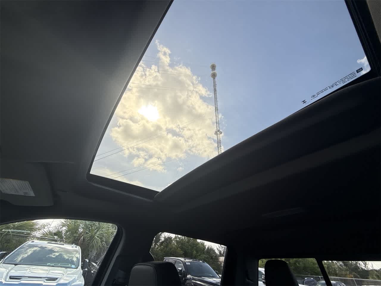 Thumbnail: 2025 GMC Sierra 2500 - 17