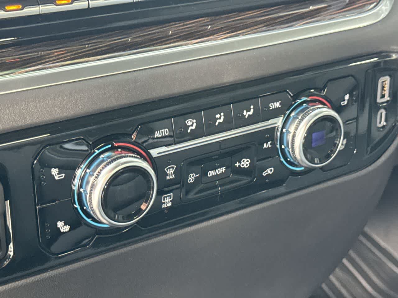 Thumbnail: 2026 GMC Sierra 1500 - 20