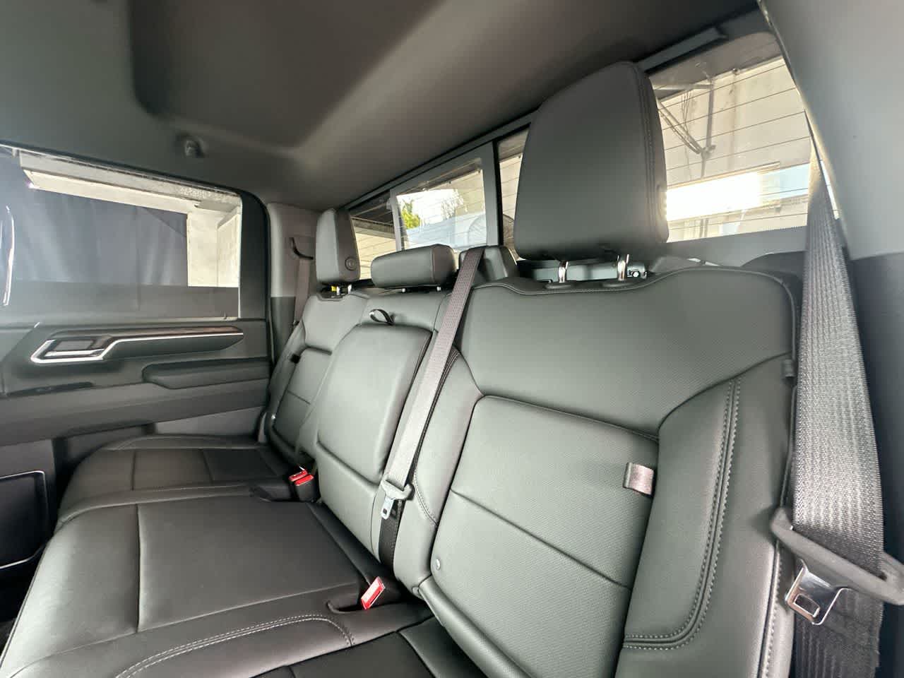 Thumbnail: 2026 GMC Sierra 2500 - 22