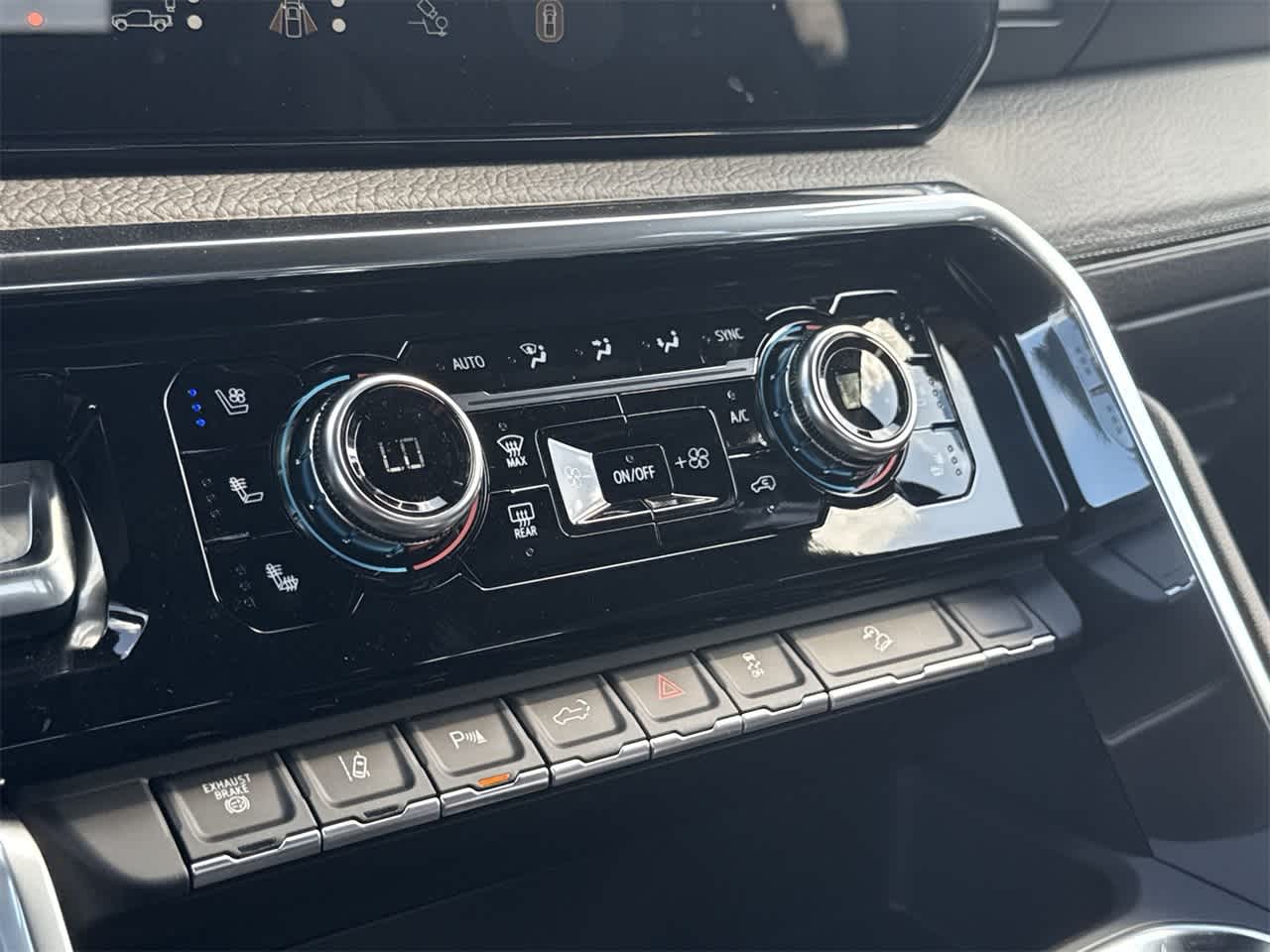 Thumbnail: 2025 GMC Sierra 2500 - 20