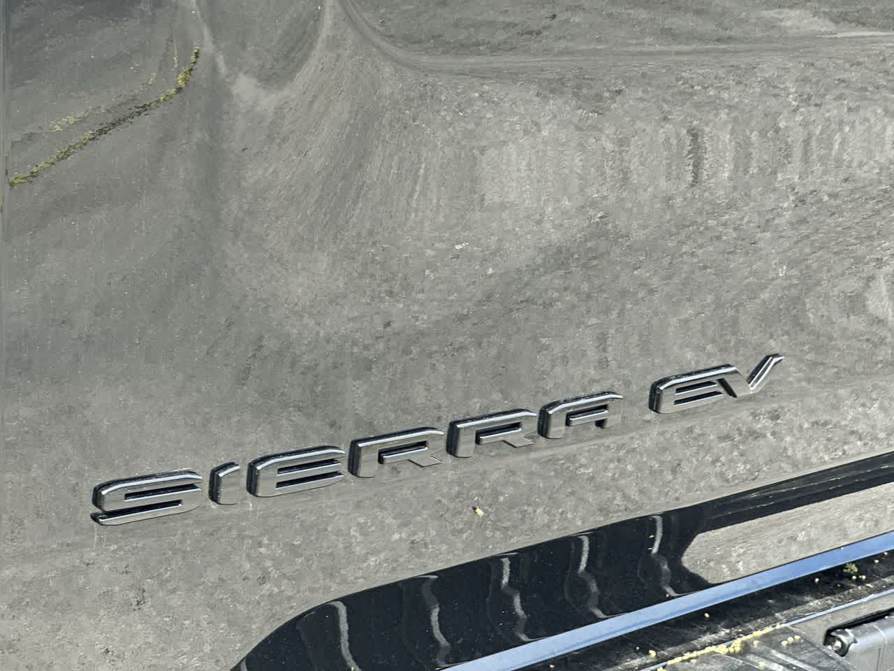 Thumbnail: 2026 GMC Sierra EV - 10