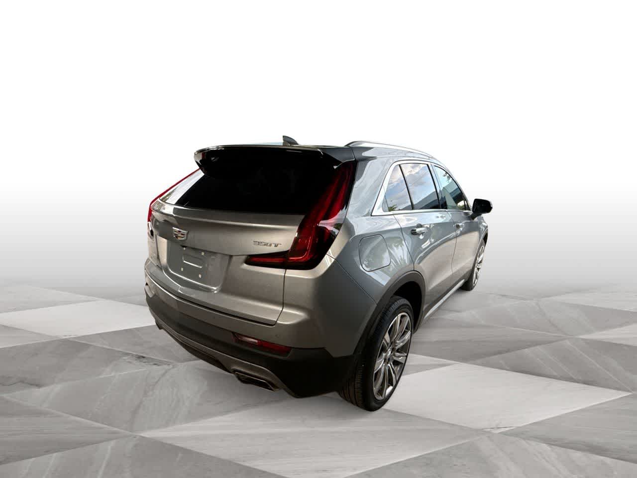 Thumbnail: 2023 Cadillac XT4 - 8
