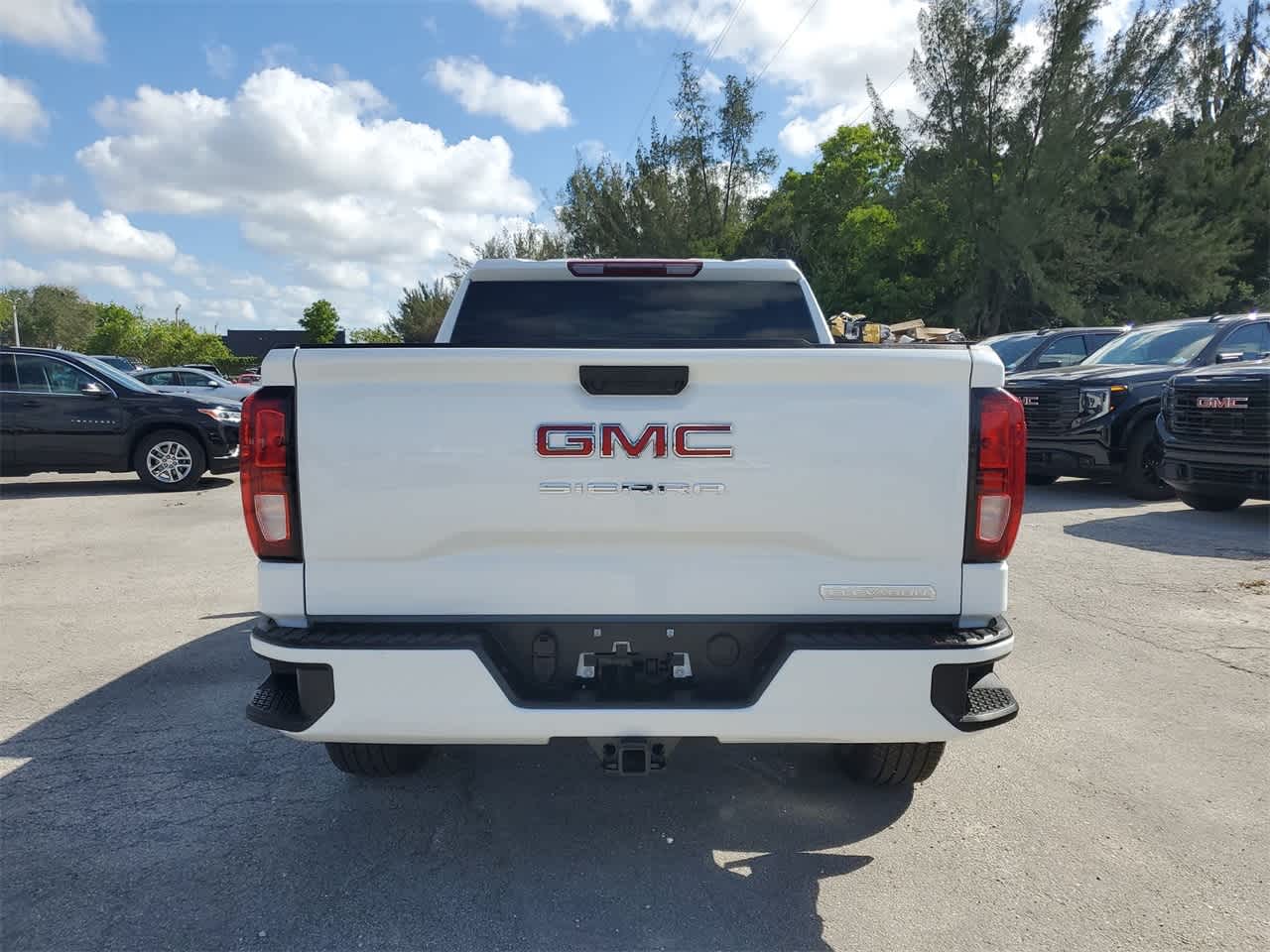 2024 GMC Sierra 1500 Elevation 5