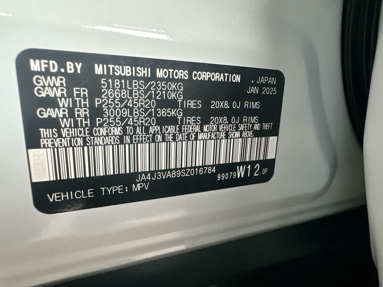 Thumbnail: 2025 Mitsubishi Outlander - 29
