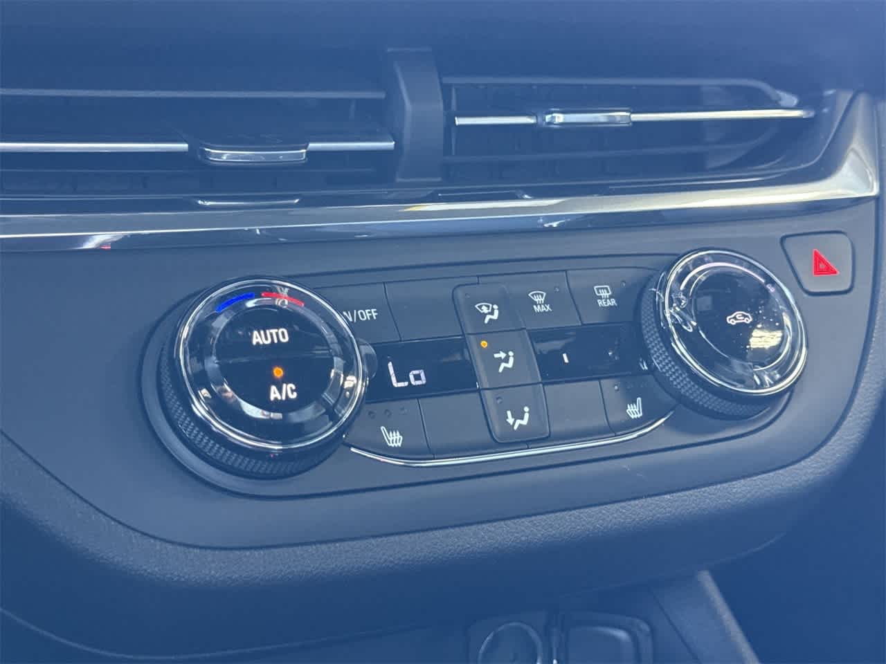 Thumbnail: 2026 Buick Envista - 19